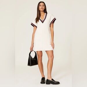 Victoria Victoria Beckham Off-White Wool Cricket V-Neck Dress Preppy Size M